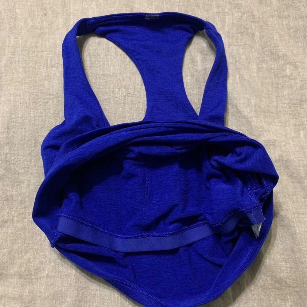 Vuori Tank Womens Small Blue Elevation VW1172 Racerback Built-in Bra Workout Top - Picture 8 of 8